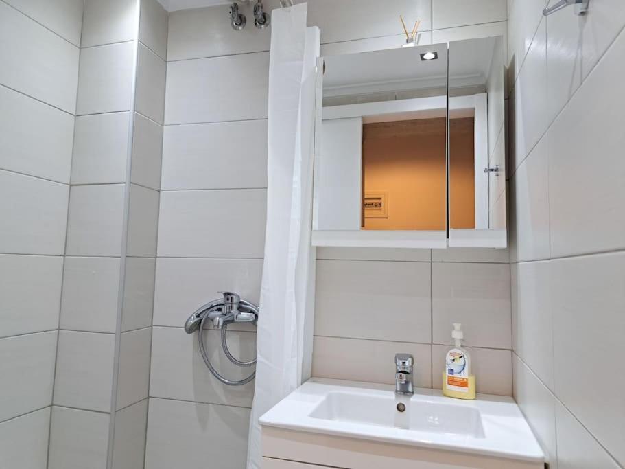 Mini 5 Apartment
