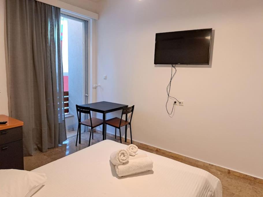 Apartment Mini 5 *