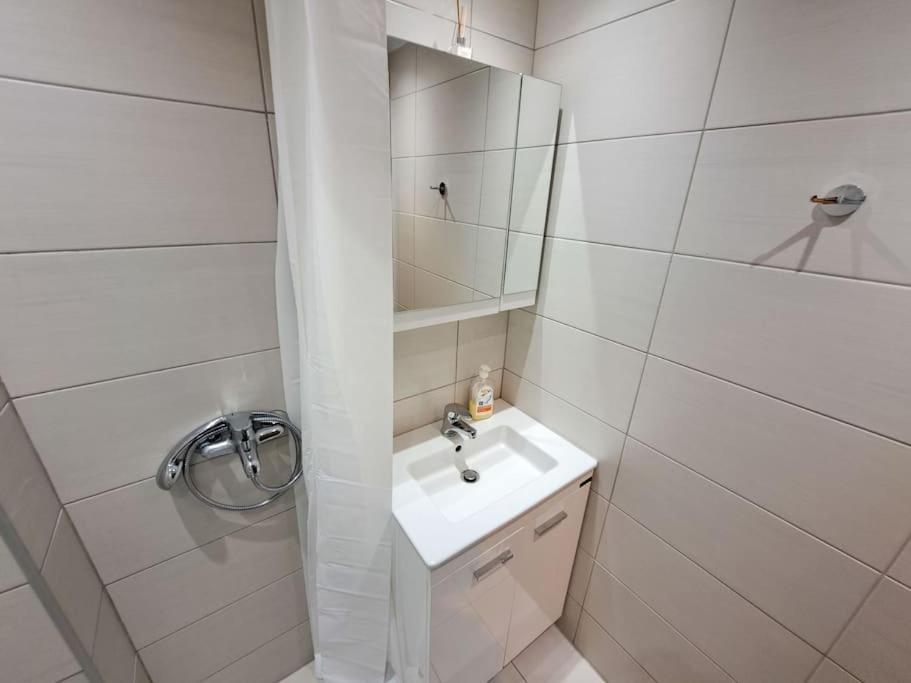 Mini 5 Apartment